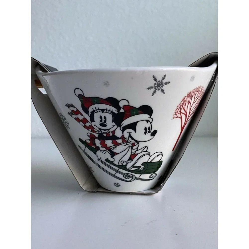 Disney Mickey & Minnie Mouse Christmas Holiday Ramen Bowl Chopsticks Sled Winter